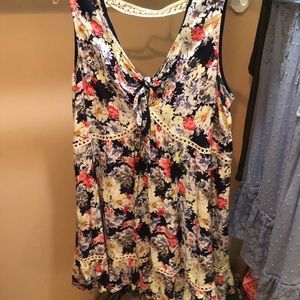Women’s boutique Kori dress Size medium